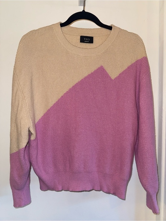 Vici Sweaters - VICI Colorblock Crewneck Sweater in Beige and Pink